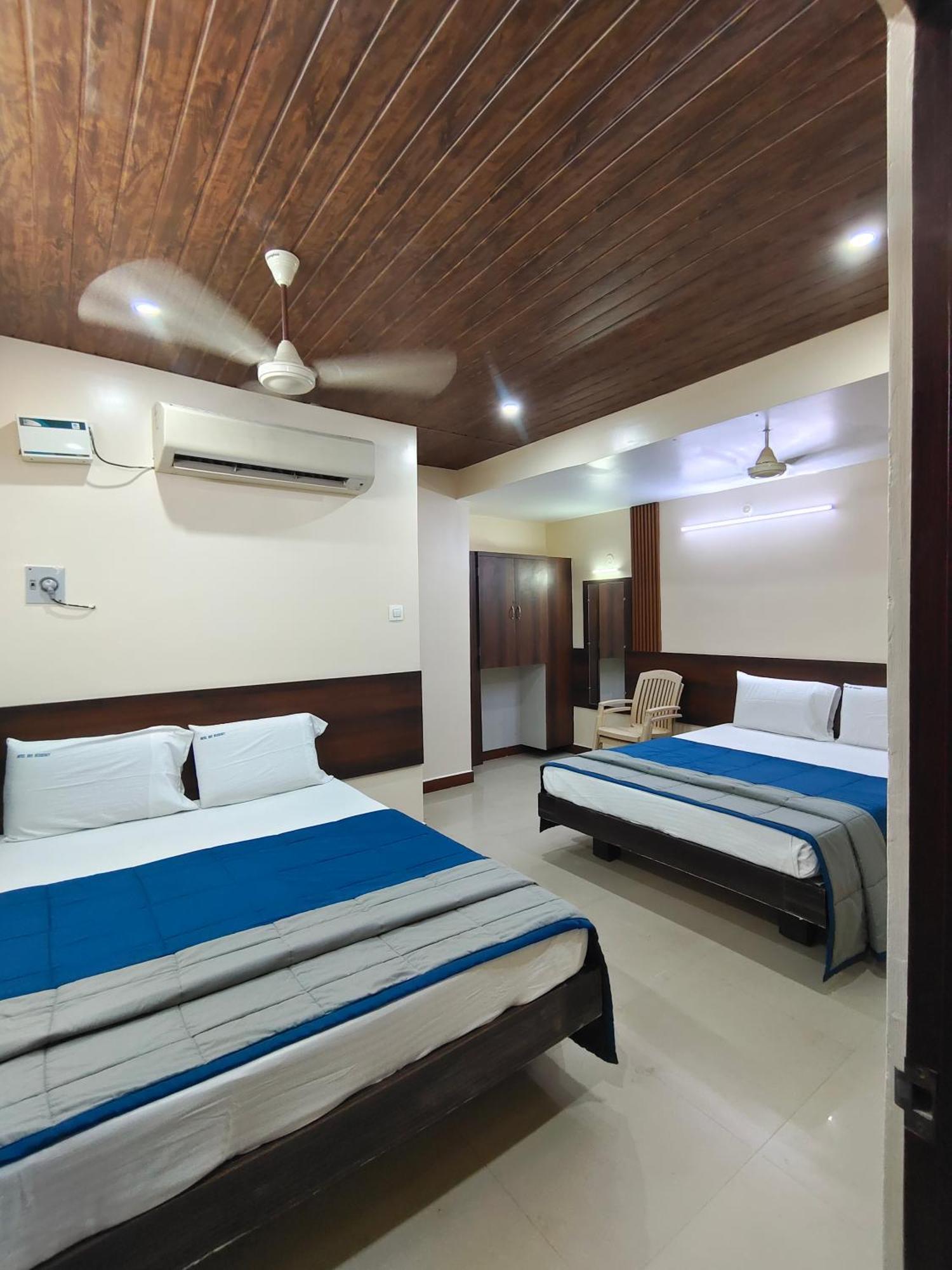 Hotel Dkr Residency Tirupati Eksteriør bilde